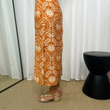 VESTIDO LARANJA COM BORDADOS