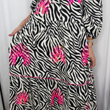 VESTIDO ZEBRA COM BORDADOS ROSA