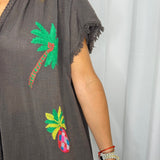KIMONO CASTANHO COM BORDADOS