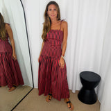 CONJUNTO TOP E SAIA RISCAS