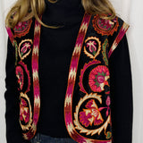 COLETE VELUDO PRETO COM BORDADOS
