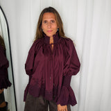 TÚNICA BORDEAUX RENDADA