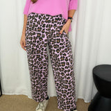 CALÇAS BAGGY ANIMAL PRINT ROSA