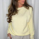 CAMISOLA MALHA DECOTE REDONDO AMARELO PASTEL