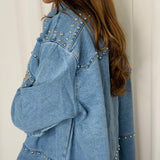 CASACO JEANS COM TACHAS