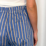 CALÇAS AZUIS RISCAS