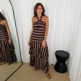 VESTIDO HALTER COM FOLHOS CASTANHO RISCAS