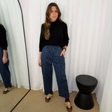 CALÇAS BAGGY ANIMAL PRINT AZUL