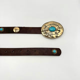 CINTO CASTANHO TACHAS TURQUESA