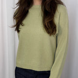 CAMISOLA MALHA DECOTE REDONDO VERDE PISTACHIO