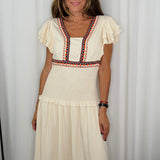 VESTIDO CRU COM DEBROADO