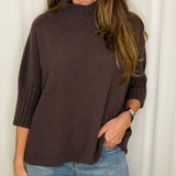 CAMISOLA MALHA MEIA GOLA CASTANHA LARGA
