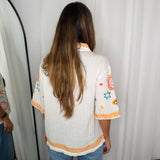 CAMISA COM BORDADOS