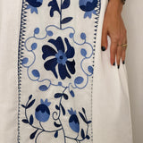 VESTIDO BRANCO BORDADOS AZUIS