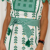 VESTIDO BRANCO COM BORDADOS VERDES