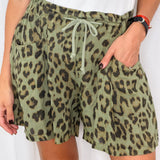 CALÇÕES ALINHADOS ANIMAL PRINT CAQUI