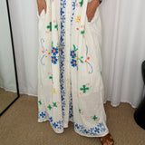 VESTIDO BRANCO COM BORDADOS