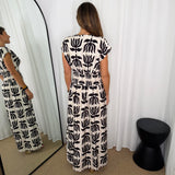 VESTIDO ESTAMPADO PRETO E BRANCO