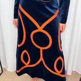 CONJUNTO VELUDO AZUL MARINHO COM BORDADOS LARANJA