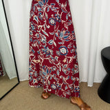 CONJUNTO TOP E SAIA BORDEAUX FOLHAS