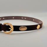 CINTO CASTANHO MEDALHAS DOURADAS