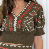 CONJUNTO TOP E SAIA BORDADOS