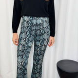 CALÇAS VELUDO COBRA AZUL