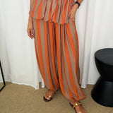 CONJUNTO RISCAS LARANJA E TAUPE