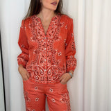 CAMISA SALMÃO BANDANAS