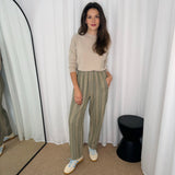 CALÇAS BAGGY ESPIGA BEGE E VERDE