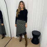 SAIA ASSIMÉTRICA ESCOCÊS COM RENDA