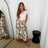 CALÇAS FOLHAS CASTANHAS