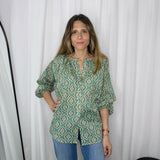 CAMISA VERDE MEDALHÕES