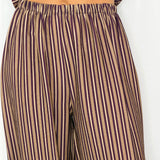 CONJUNTO TOP E CALÇAS RISCAS BERINGELA