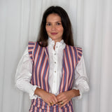 COLETE RISCAS LILÁS E CORAL