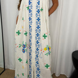 VESTIDO BRANCO COM BORDADOS