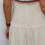 VESTIDO CRU COM DEBROADO