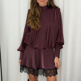 VESTIDO FLUIDO BORDEAUX COM RENDA