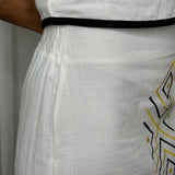 CONJUNTO TOP E SAIA BRANCO COM DEBRUM PRETO