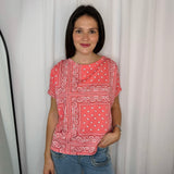 T-SHIRT CORAL BANDANAS