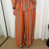 CONJUNTO RISCAS LARANJA E TAUPE