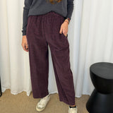 CALÇAS BAGGY BOMBAZINE LEOPARDO BORDEAUX