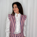 COLETE RISCAS LILÁS E CORAL