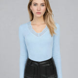 CAMISOLA ALGODÃO COM RENDA AZUL PASTEL