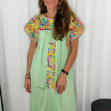 KAFTAN VERDE COM BORDADOS