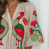 CAMISEIRO BEGE BORDADOS