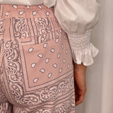 CALÇAS BANDANAS ROSA CLARO