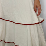 VESTIDO CRU FOLHOS DEBRUM TELHA
