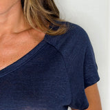 T-SHIRT LINHO AZUL MARINHO