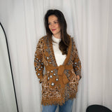 CASACO MALHA CAMEL ESTRELAS E FRANJAS